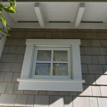 Craftsman - Window and Eaves Detail