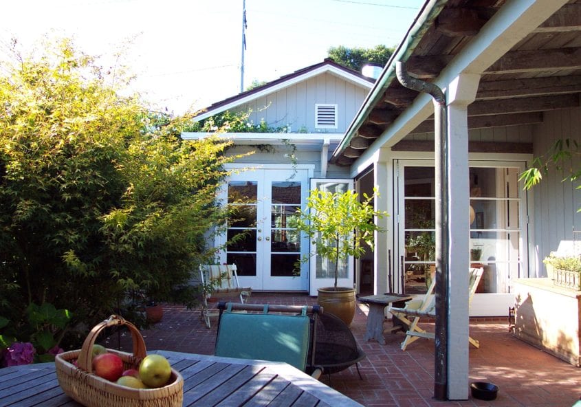 Studio Addition & Private Courtyard Grand Room